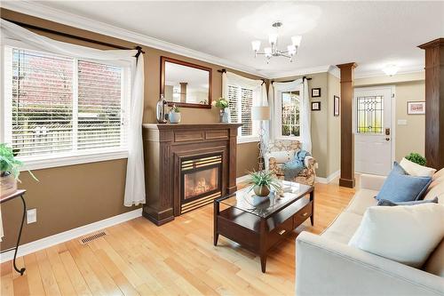 109 Udell Way, Grimsby, ON - Indoor Photo Showing Living Room With Fireplace