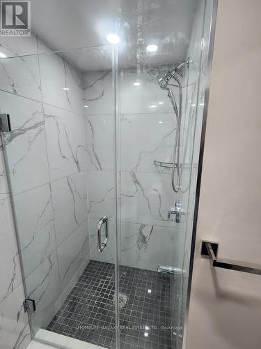 75 Marita Place, Vaughan, ON - Indoor Photo Showing Bathroom