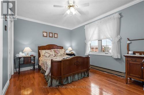 69 Colonel By Crescent, Smiths Falls, ON - Indoor Photo Showing Bedroom