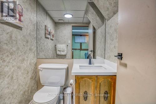 87 Jefferson Rd, Brampton, ON - Indoor Photo Showing Bathroom
