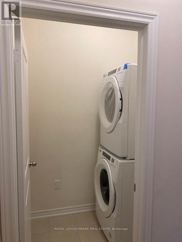 414 Salem Road S, Ajax, ON - Indoor Photo Showing Laundry Room