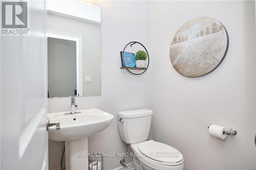 #1 -288 Glover Rd, Hamilton, ON - Indoor Photo Showing Bathroom