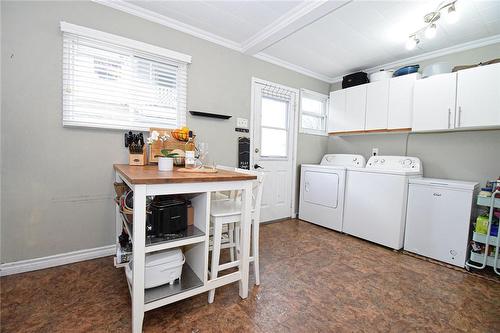 305 Main Street W, Dunnville, ON - Indoor Photo Showing Laundry Room