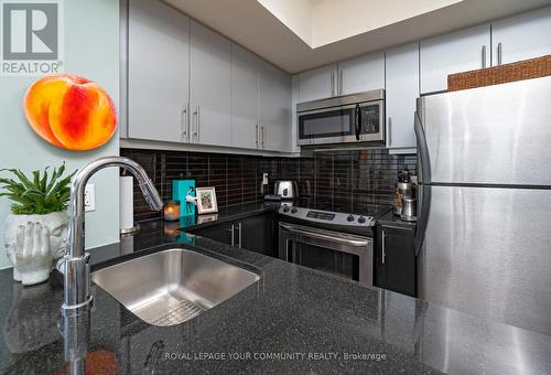 1710 - 83 Redpath Avenue, Toronto, ON - Indoor Photo Showing Kitchen With Upgraded Kitchen