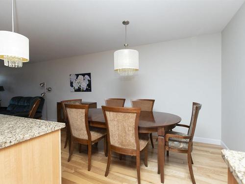 103 375 Adelaide Street, Thunder Bay, ON - Indoor Photo Showing Dining Room