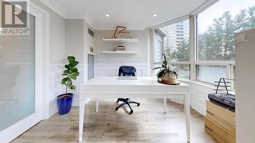 #312 -7 Townsgate Dr, Vaughan, ON - Indoor Photo Showing Office