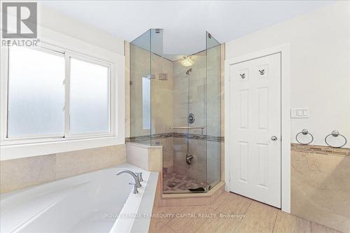 11 Miriam Garden Way, Vaughan, ON - Indoor Photo Showing Bathroom