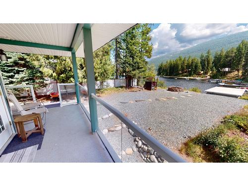 3001 Westside Road, Moyie, BC - Outdoor