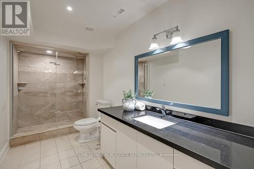 212 Poplar Drive, Oakville, ON - Indoor Photo Showing Bathroom