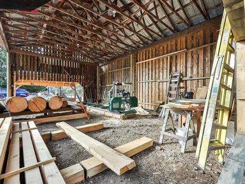 Atelier - 124 Ch. Du Pont-De-Bois, Val-Des-Bois, QC - Indoor Photo Showing Other Room