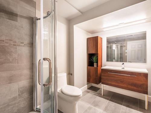 Salle de bains - 443 Rue Des Pins, Saint-Bruno-De-Montarville, QC - Indoor Photo Showing Bathroom