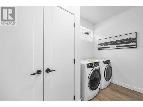 5014 Sun Rivers Drive, Kamloops, BC - Indoor Photo Showing Laundry Room