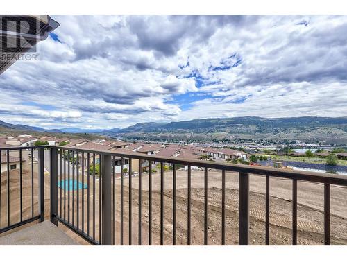 5014 Sun Rivers Drive, Kamloops, BC - Outdoor With View