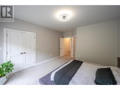 331 Forner Crescent, Keremeos, BC - Indoor Photo Showing Bedroom