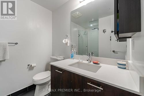 303 - 2212 Lake Shore Boulevard W, Toronto, ON - Indoor Photo Showing Bathroom