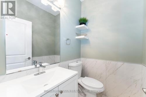 27 Agincourt Circle, Brampton, ON - Indoor Photo Showing Bathroom