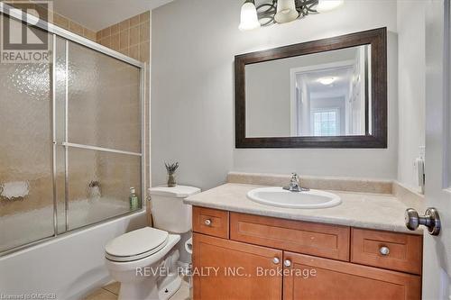 3119 Walkers Line, Burlington, ON - Indoor Photo Showing Bathroom