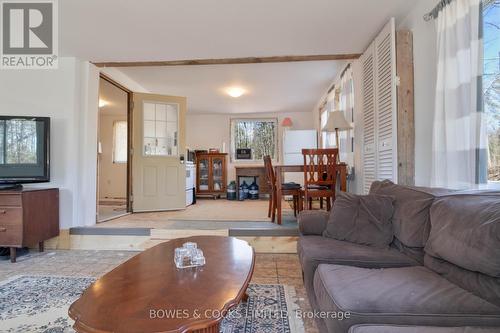 2261 County Road 504, North Kawartha, ON - Indoor Photo Showing Living Room