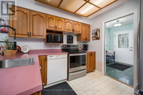 192 Centre Street, Deseronto, ON - Indoor Photo Showing Kitchen