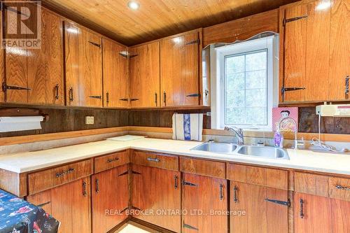 484358 30 Sdrd, Amaranth, ON - Indoor Photo Showing Kitchen With Double Sink
