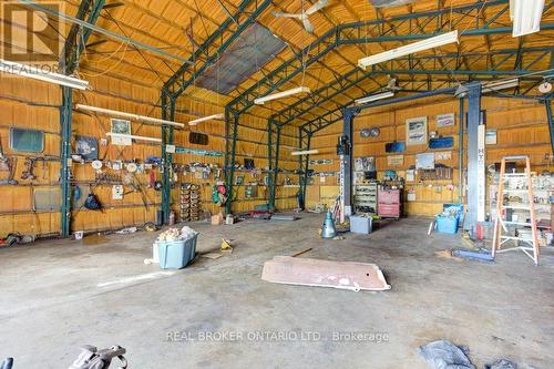 484358 30 Sdrd, Amaranth, ON - Indoor Photo Showing Garage