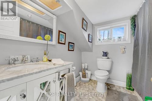 3446 Highway 3, Norfolk, ON - Indoor Photo Showing Bathroom