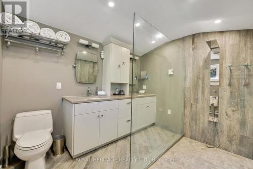 916 Siberia Rd, Greater Madawaska, ON - Indoor Photo Showing Bathroom