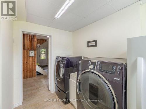1394 Reay Road E, Gravenhurst, ON - Indoor Photo Showing Laundry Room