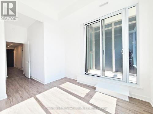 #102 -498A Eglinton Ave E, Toronto, ON -  Photo Showing Other Room