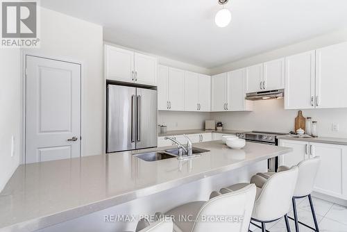 56 Armilia Pl, Whitby, ON - Indoor Photo Showing Kitchen With Stainless Steel Kitchen With Double Sink With Upgraded Kitchen