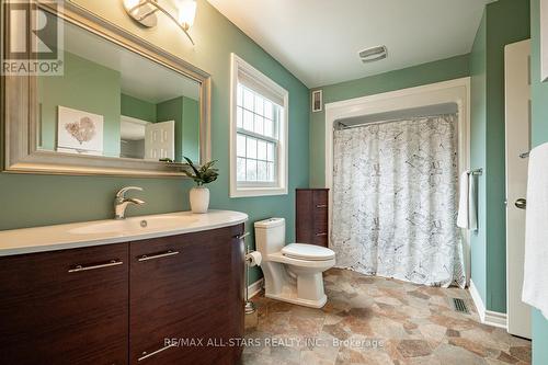 58 Asbury Park Court, Whitchurch-Stouffville, ON - Indoor Photo Showing Bathroom