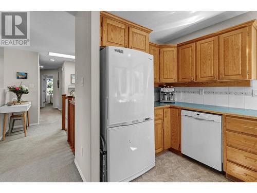 13435 Marvin Road, Prince George, BC - Indoor Photo Showing Kitchen