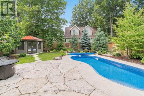 92 Nelson St, Barrie, ON - Outdoor With In Ground Pool With Deck Patio Veranda With Backyard