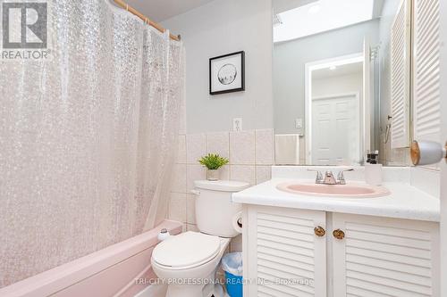 111 Dearbourne Boulevard, Brampton, ON - Indoor Photo Showing Bathroom