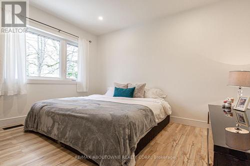 3411 Enniskillen Circle, Mississauga, ON - Indoor Photo Showing Bedroom