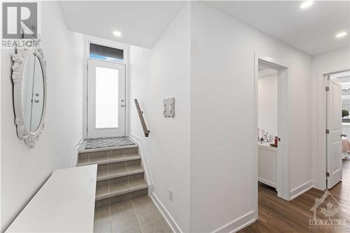 35 Overberg Way Unit#A, Ottawa, ON - Indoor Photo Showing Other Room