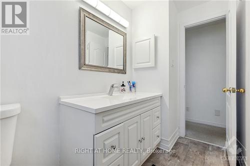 1894 La Chapelle Street, Ottawa, ON - Indoor Photo Showing Bathroom