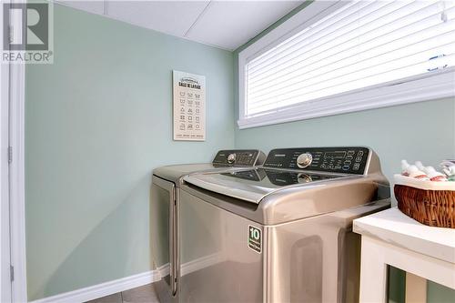 713 Montcalm Court, Cornwall, ON - Indoor Photo Showing Laundry Room