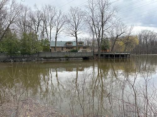 Vue sur l'eau - 20 Av. Du Ruisseau, Montréal (Ahuntsic-Cartierville), QC - Outdoor With Body Of Water