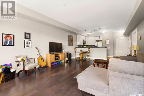 207 2255 Angus Street, Regina, SK - Indoor Photo Showing Living Room