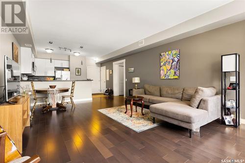 207 2255 Angus Street, Regina, SK - Indoor Photo Showing Living Room