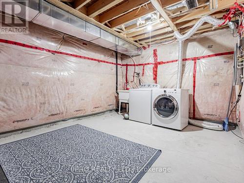 1609 Winville Rd, Pickering, ON - Indoor Photo Showing Laundry Room