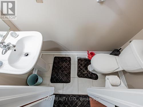1609 Winville Rd, Pickering, ON - Indoor Photo Showing Bathroom