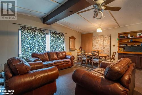 1008 Birch Narrows Road, Haliburton, ON - Indoor Photo Showing Living Room