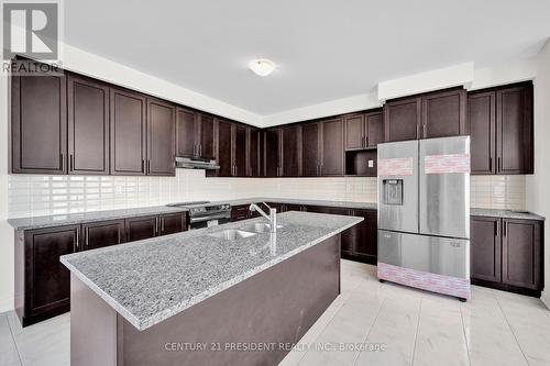2577 Bandsman Crescent, Oshawa, ON - Indoor Photo Showing Kitchen With Double Sink