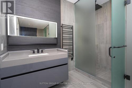#602 -55 Port St E, Mississauga, ON - Indoor Photo Showing Bathroom
