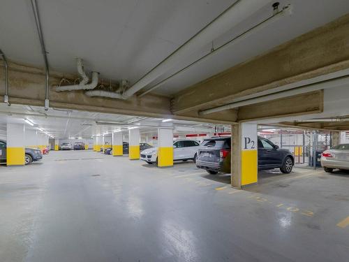 Parking - 5107-1188 Rue St-Antoine O., Montréal (Ville-Marie), QC - Indoor Photo Showing Garage