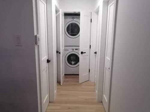 1004 Selkirk Ave, Kamloops, BC - Indoor Photo Showing Laundry Room
