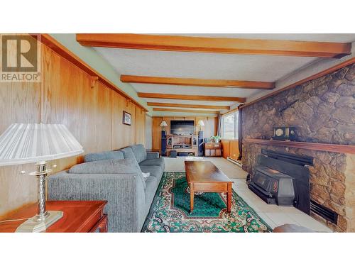 5403 Snowbrush Street, Oliver, BC - Indoor With Fireplace