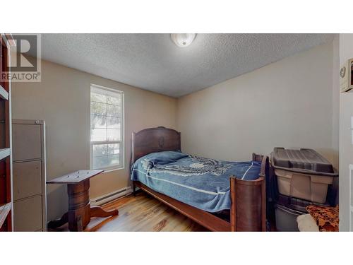 5403 Snowbrush Street, Oliver, BC - Indoor Photo Showing Bedroom
